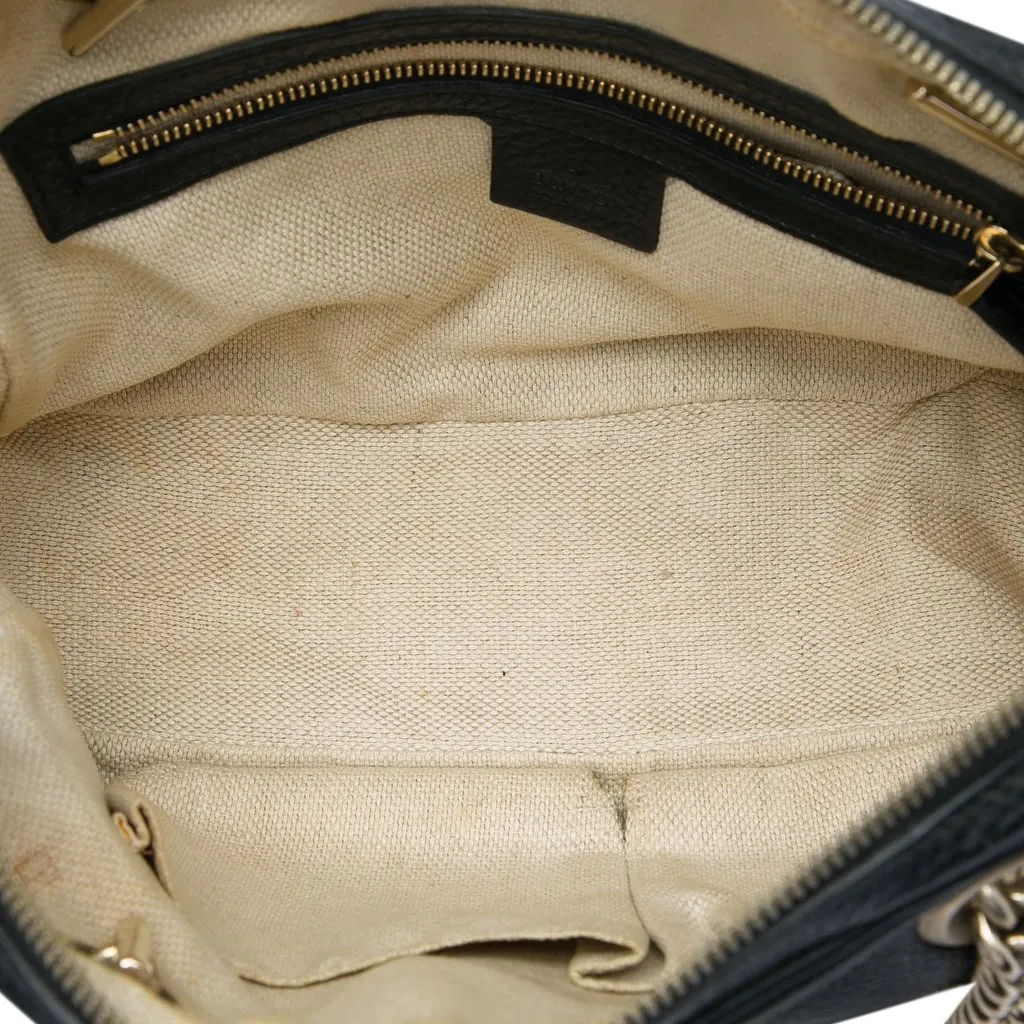 Gucci Leather Soho Chain Zip Shoulder Bag Black Leather Very good - Model View