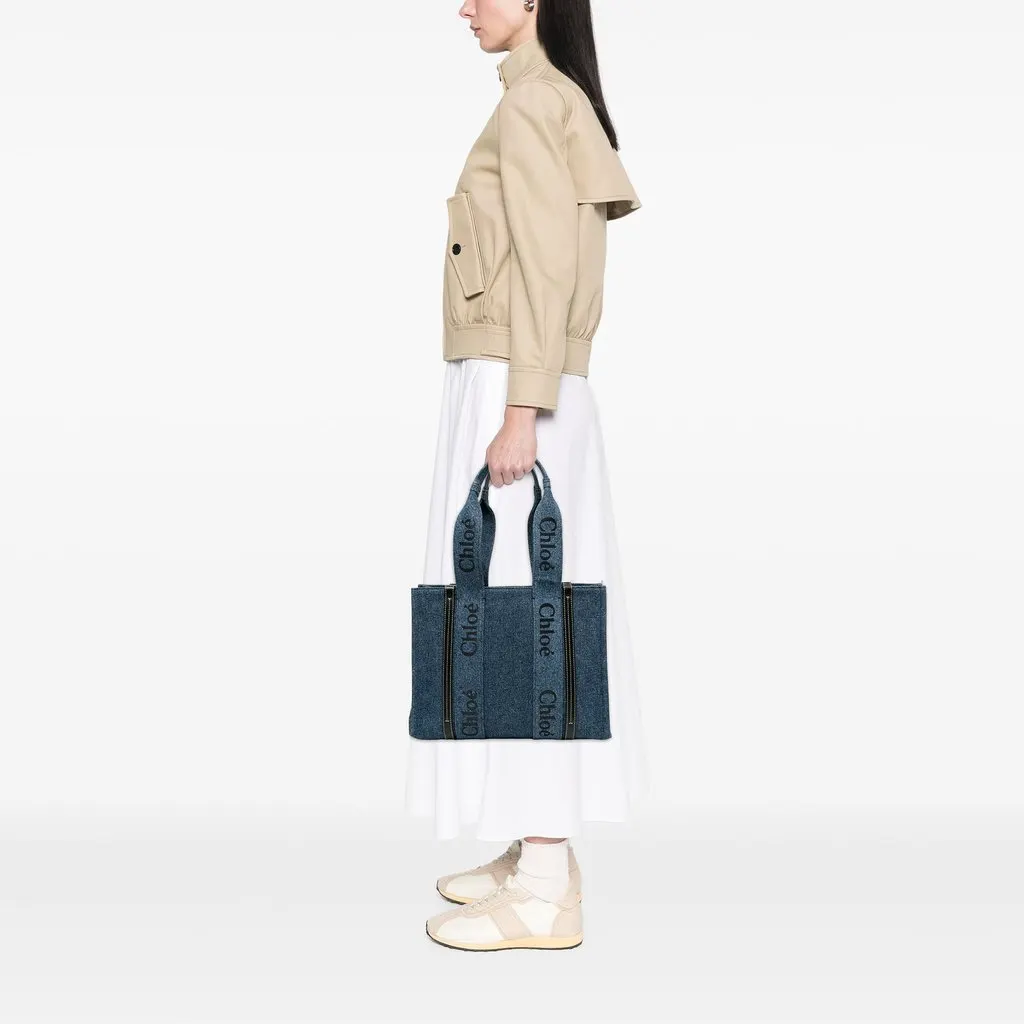 Chloé Medium Denim Woody Tote Blue Denim Very good - Box View