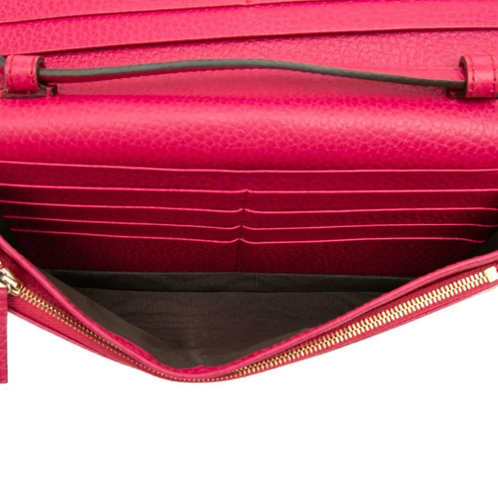 Gucci Dollar Calfskin Swing Wallet On Strap Pink Leather Very good - Model View