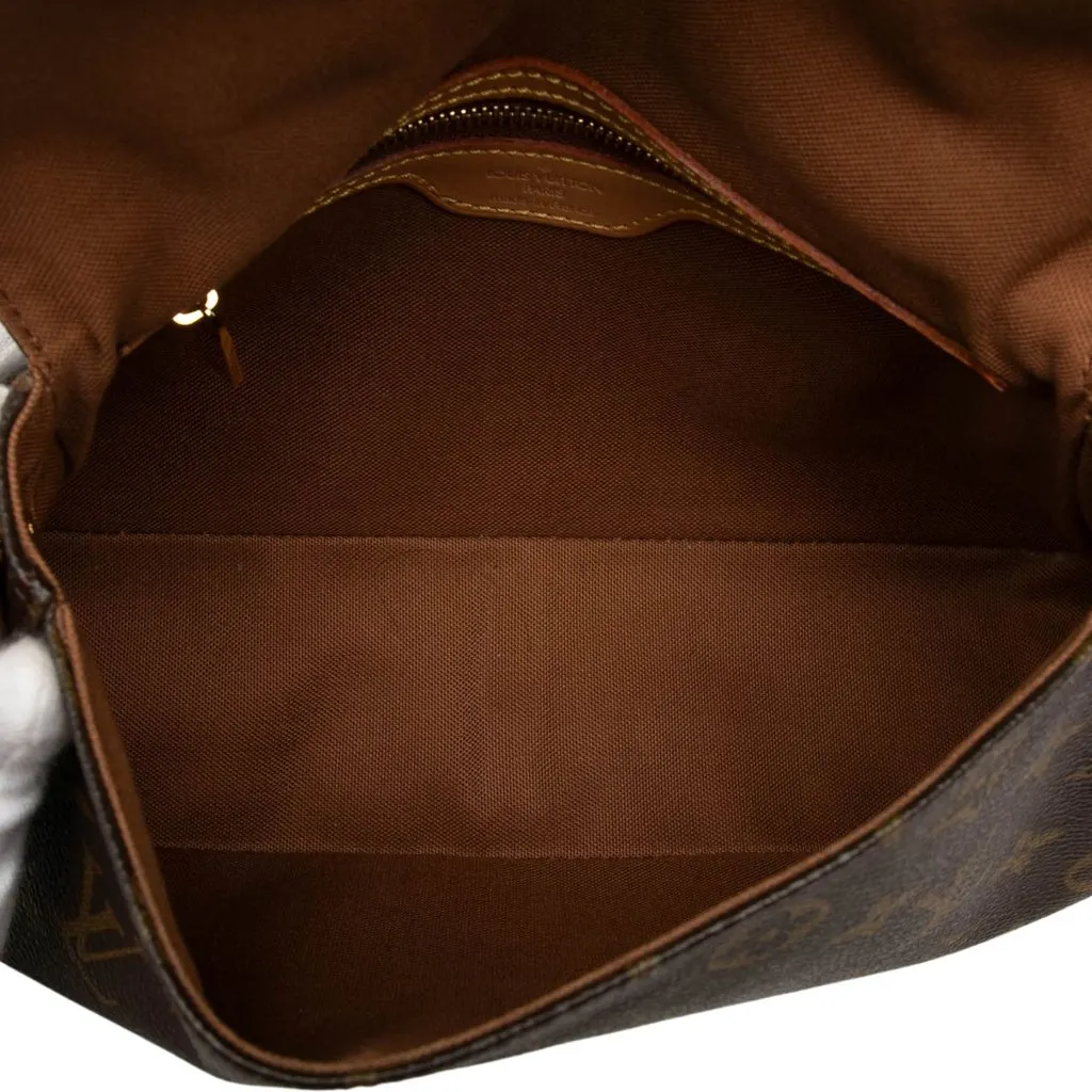 Louis Vuitton Monogram Mini Looping Brown Canvas Very good - Model View