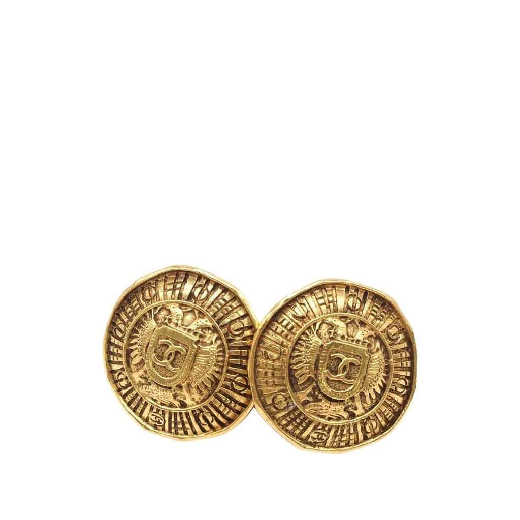 Chanel CC Gold Plated Round Crest Clip On Earrings Gold Metal Very good - Front View