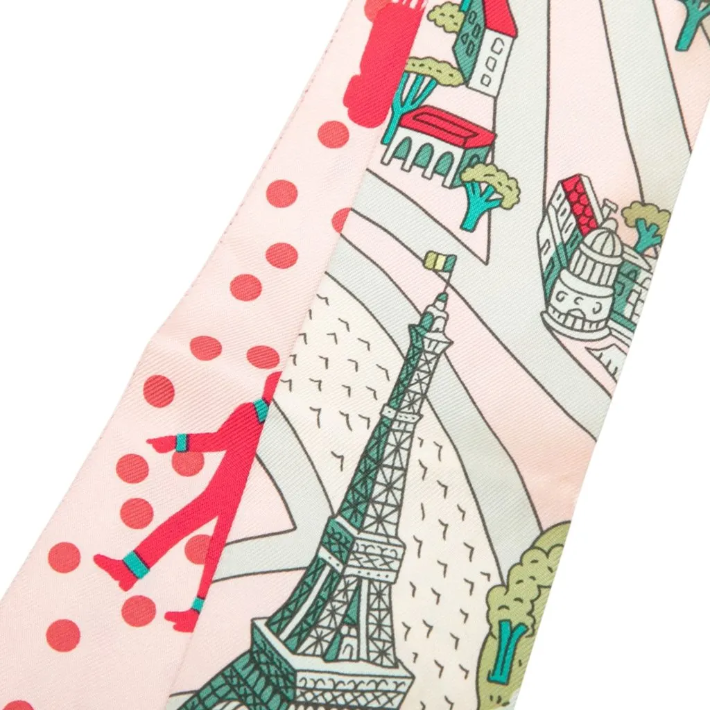Hermès Les Nouveaux Amoureux de Paris Silk Twilly Scarf Pink Silk Very good - Model View