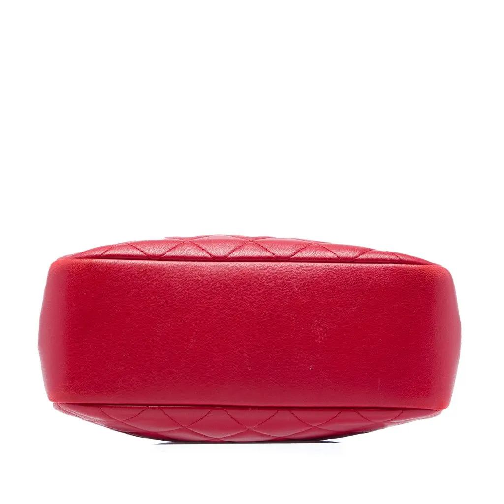 Chanel Medium Quilted Lambskin Curvy Cosmetic Pouch Red Leather Very good - Inside View