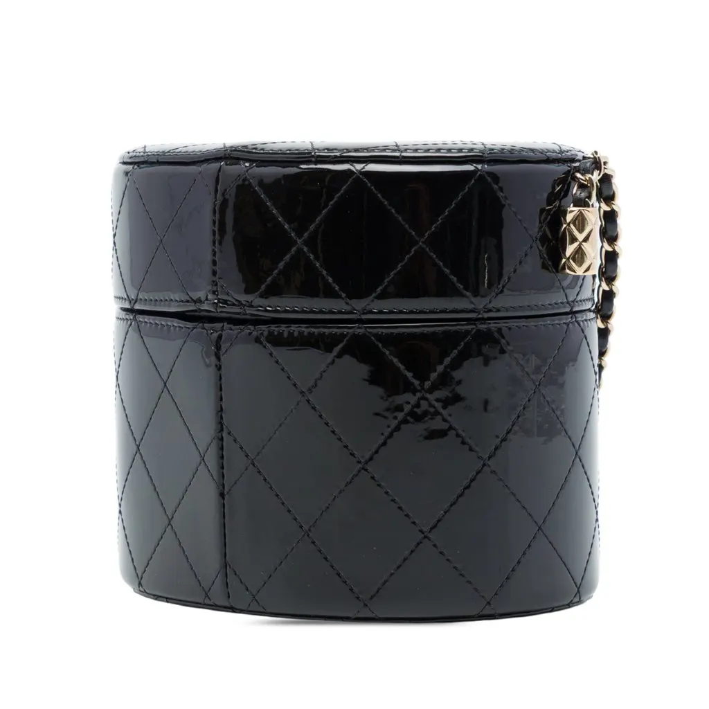 Chanel CC Quilted Patent Round Vanity Clutch With Chain Black Leather Good - Back View