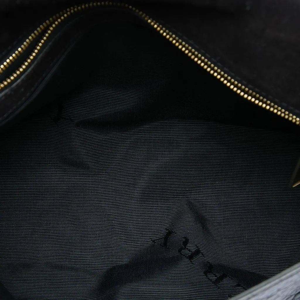 Burberry Medium Grained Calfskin Mildenhall Crossbody Black Leather Very good - Model View