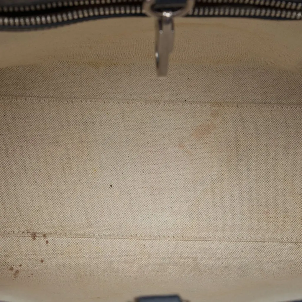 Gucci Small GG Supreme Interlocking G Tote Beige Very good - Model View