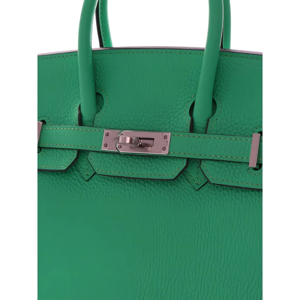 Hermès Togo Birkin Retourne 25 Green Leather Never worn - Model View