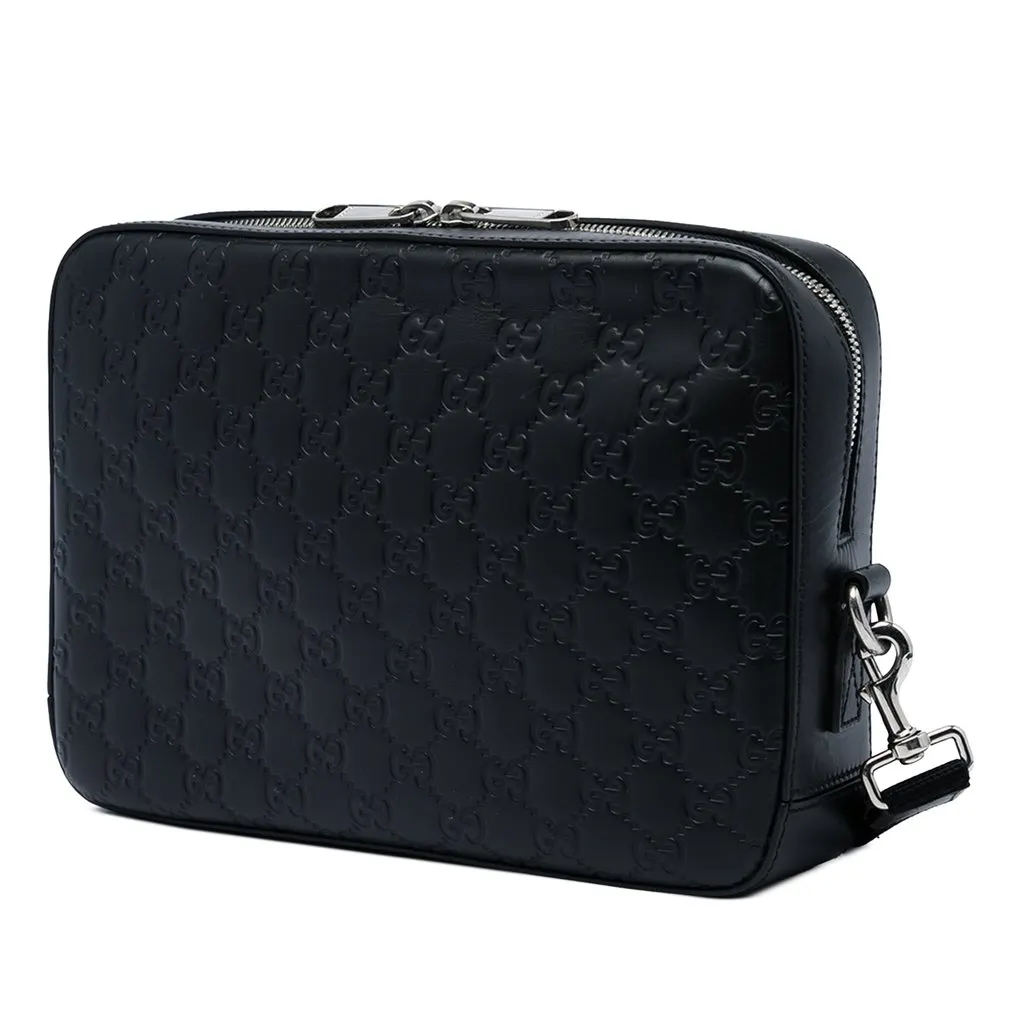 Gucci Guccissima Wristlet Clutch Black Leather Very good - Back View