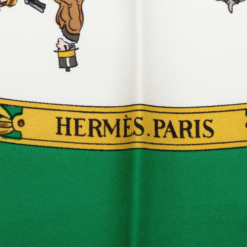 Hermès La Promenade de Longchamps Silk Scarf 90 White Silk Good - Model View