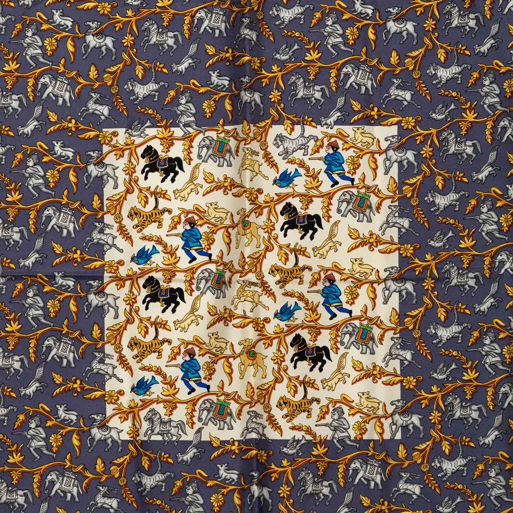 Hermès Chasse en Inde Silk Scarf 90 Blue Very good - Back View