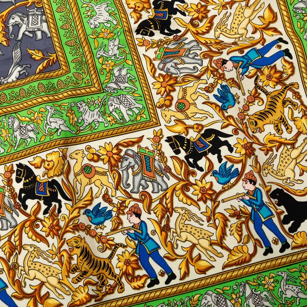 Hermès Chasse en Inde Silk Scarf 90 Blue Very good - Box View