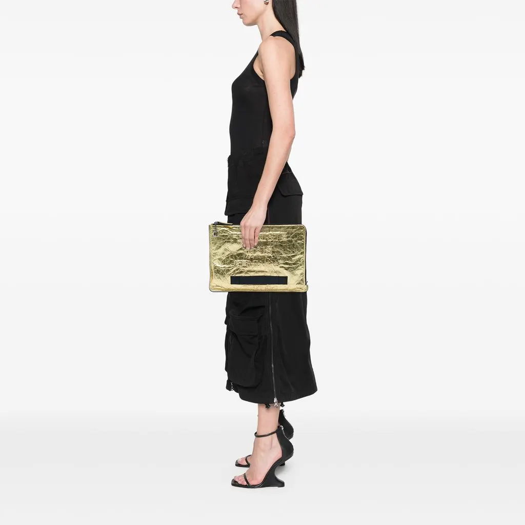 Chanel Metallic Crinkled Calfskin Feministe Mais Feminine Pouch Gold Leather Very good - Box View