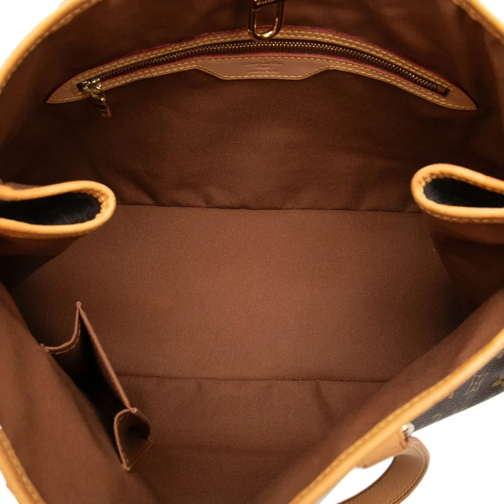 Louis Vuitton Monogram Batignolles Horizontal Brown Canvas Good - Model View