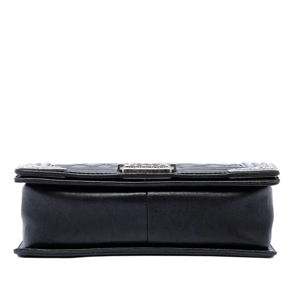 Chanel Paris Dallas Medium Quilted Calfskin Cowboy Boy Flap Black Leather Very good - Inside View