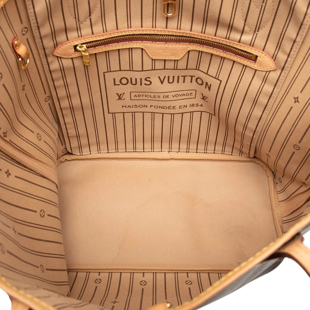 Louis Vuitton Monogram Neverfull MM Brown Canvas Good - Model View