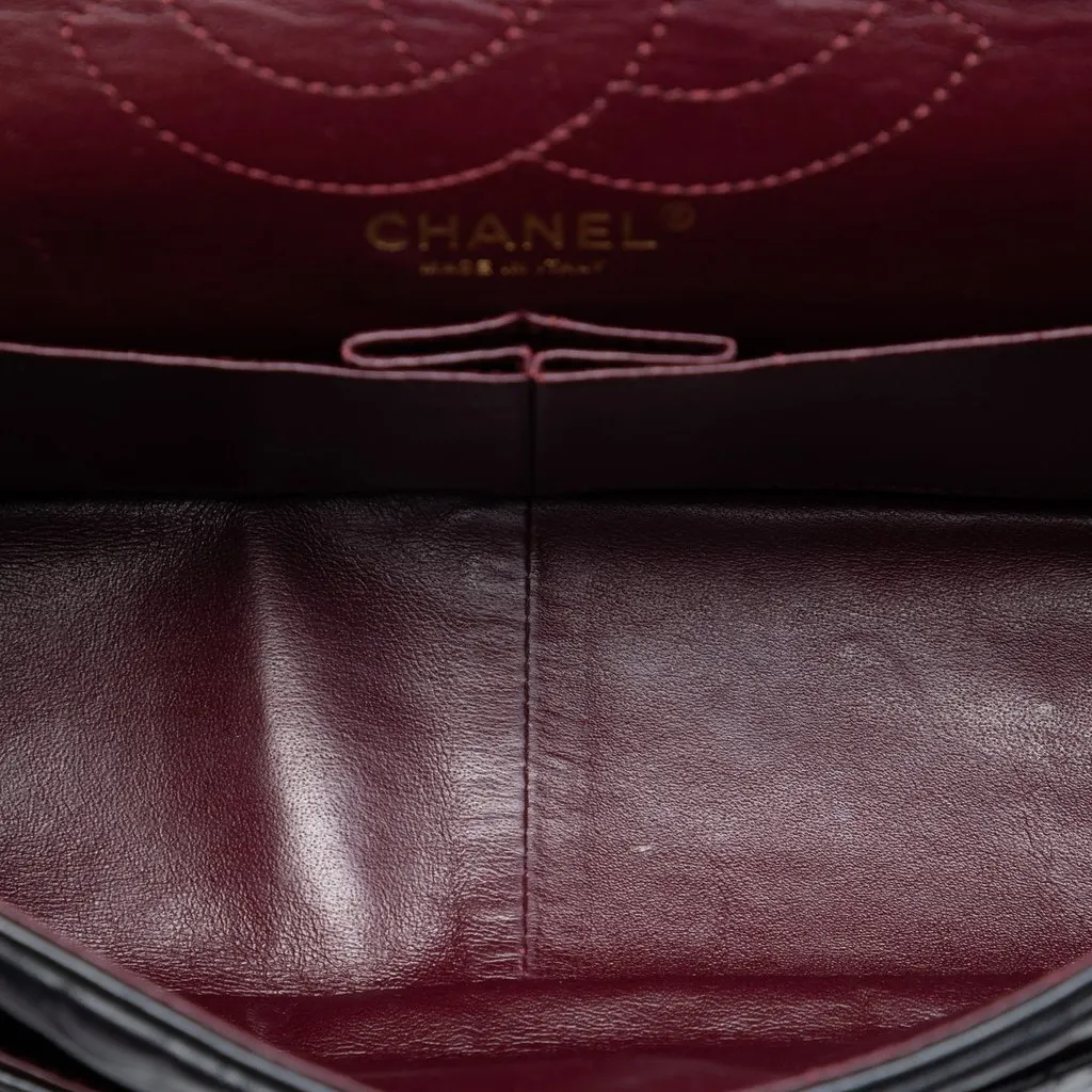 Chanel Quilted Aged Calfskin Reissue 2.55 Double Flap 226 Black Leather Very good - Model View