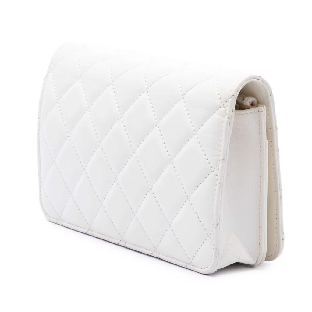 Chanel CC Crinkled Chevron Calfskin Wallet On Chain White Leather Very good - Back View