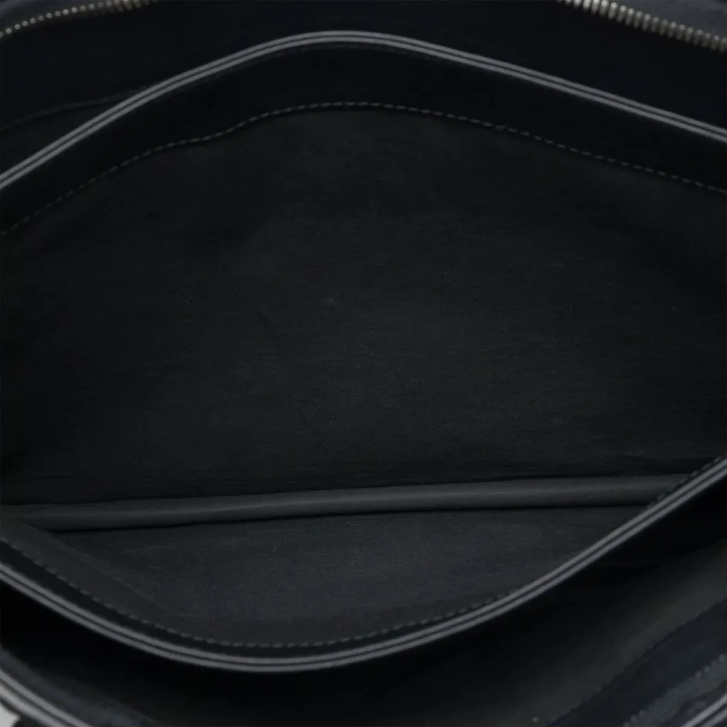 Bottega Veneta Nappa Intrecciato Business Bag Black Leather Good - Model View