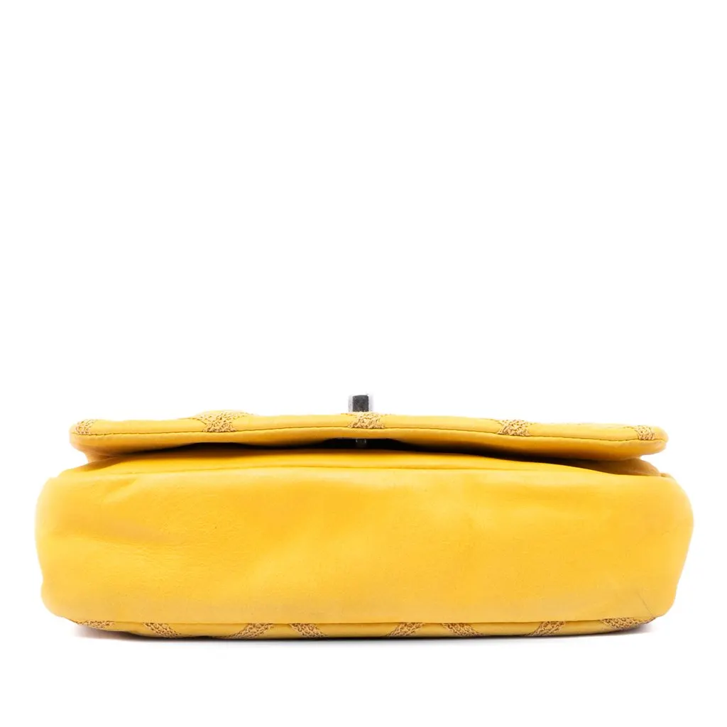 Chanel CC Iridescent Calfskin Diamond Stitch Flap Yellow Leather Very good - Inside View