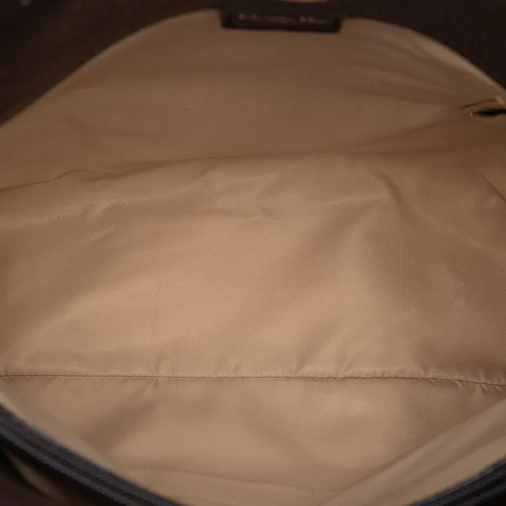 Dior Diorissimo Trotter Canvas Street Chic Tote Beige Very good - Model View