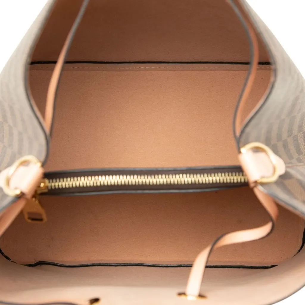 Louis Vuitton Damier Ebene NeoNoe MM Brown Very good - Model View