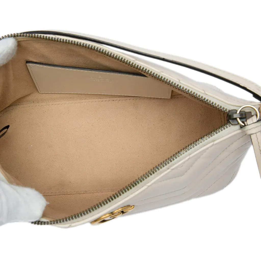 Gucci GG Marmont Matelasse Calfskin Shoulder Bag White Leather Very good - Model View