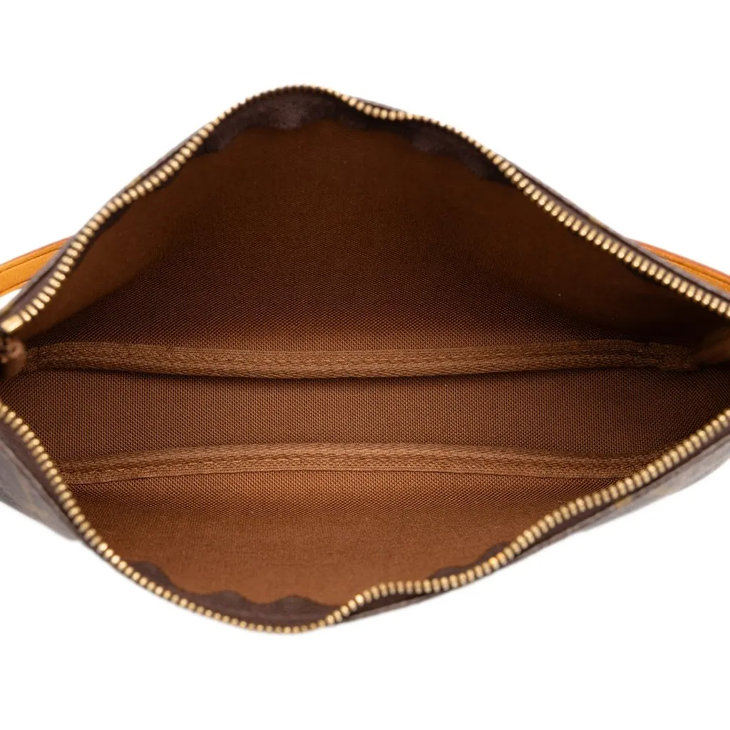 Louis Vuitton Monogram Pochette Accessoires Brown Canvas Very good - Model View