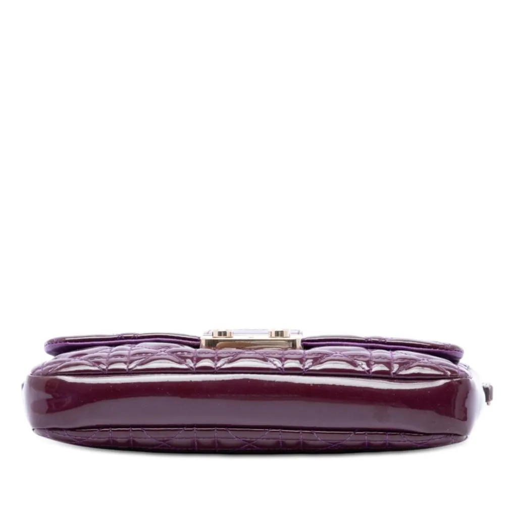 Dior Patent Cannage New Lock Pouch Crossbody Purple Leather Very good - Inside View
