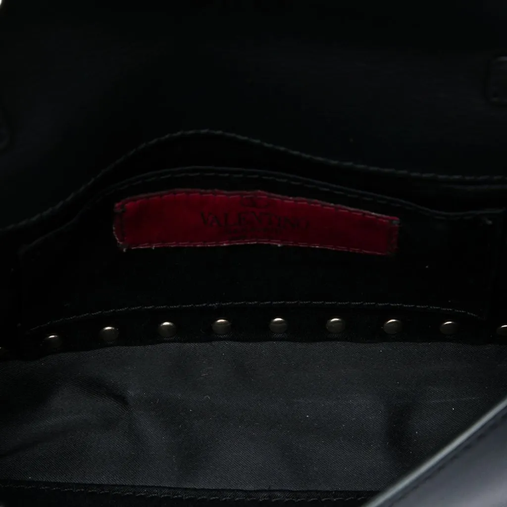 Valentino Calfskin Rockstud Wallet On Chain Black Leather Very good - Model View