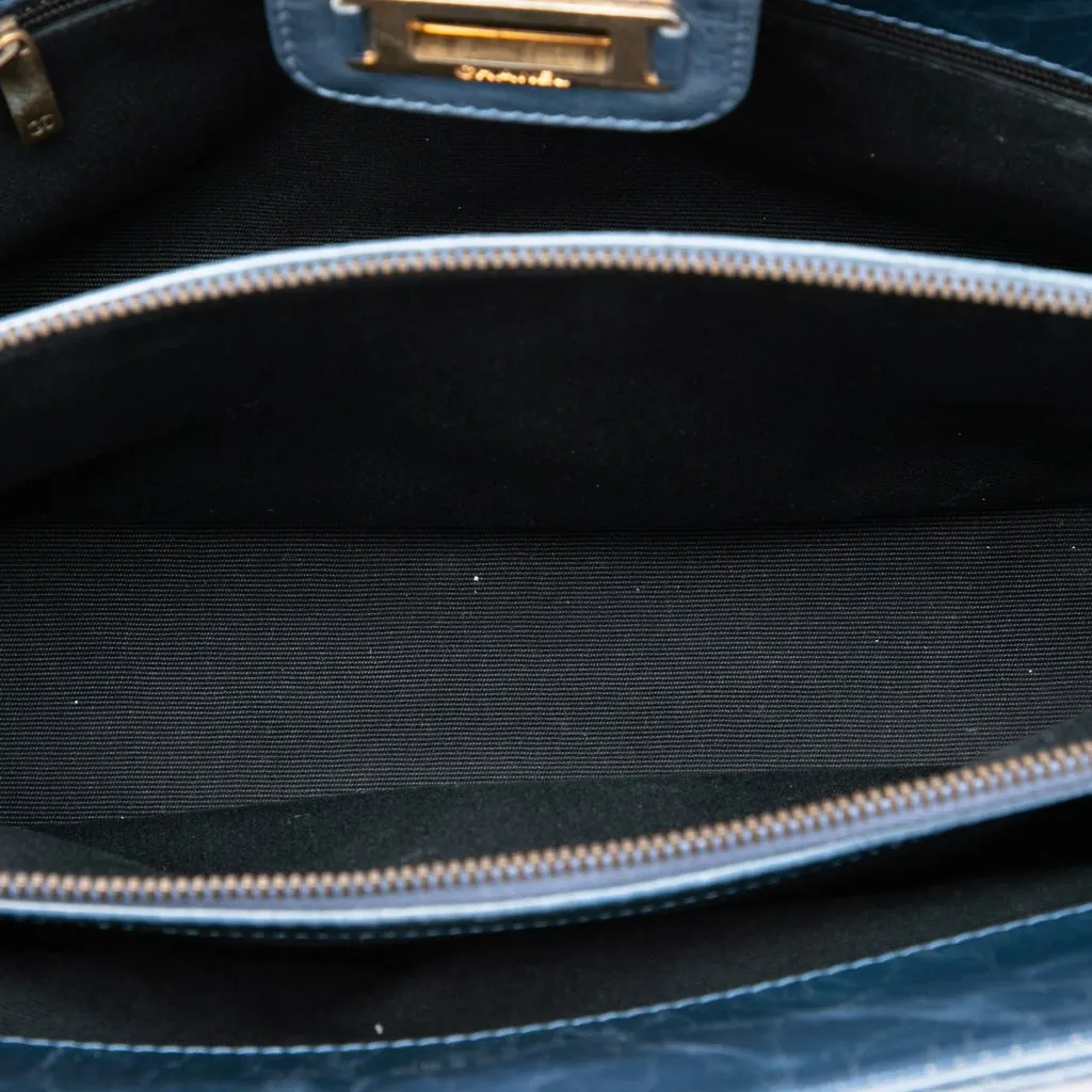 Chanel Quilted Aged Calfskin Reissue 2.55 Shoulder Bag Blue Leather Very good - Model View