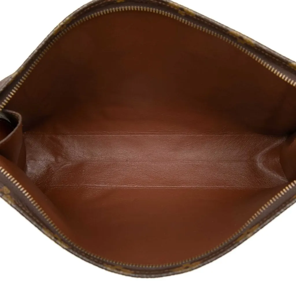 Louis Vuitton Monogram Toiletry Pouch 26 Brown Canvas Good - Model View