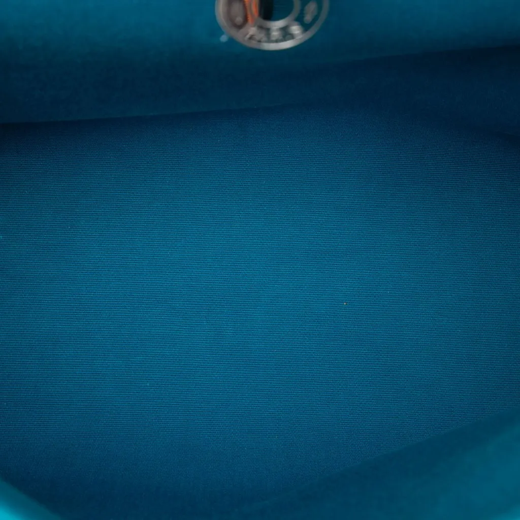 Hermès Toile Herbag Zip 31 Blue Very good - Model View