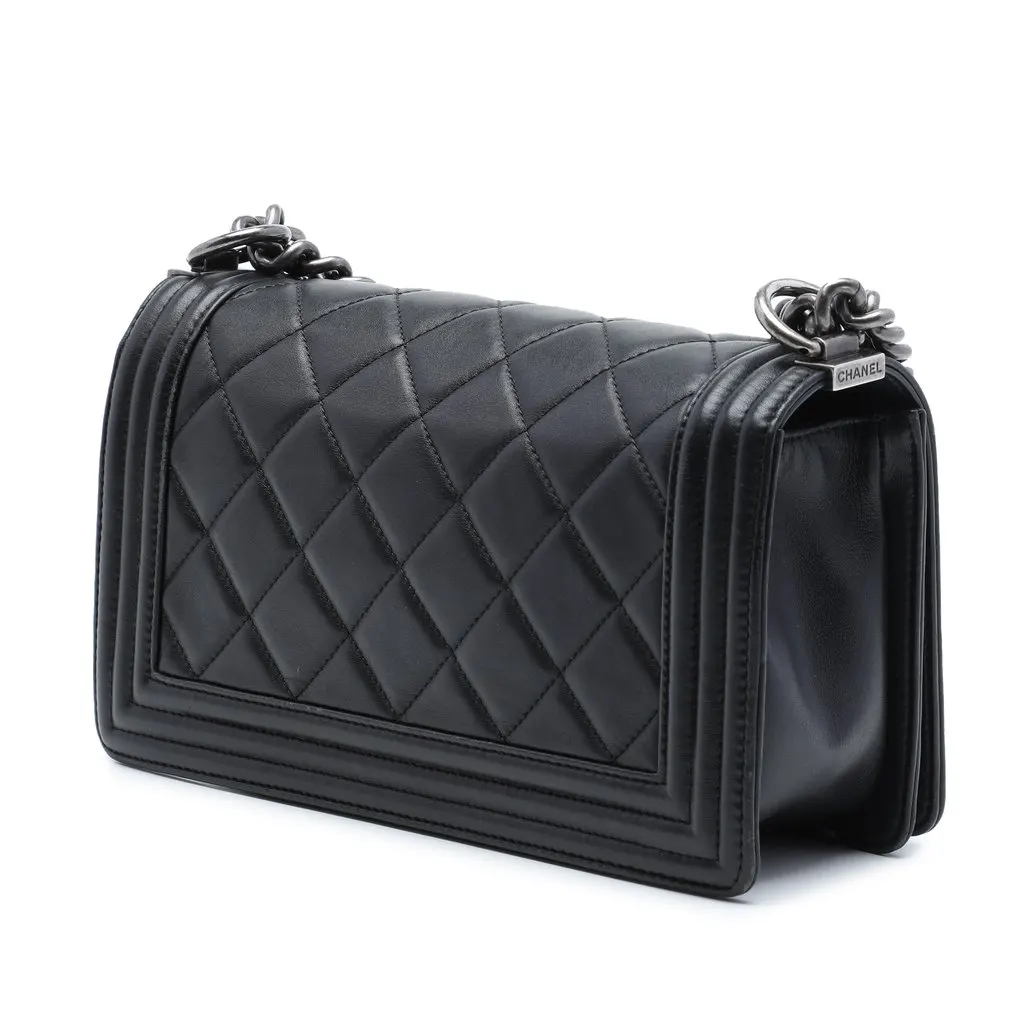 Chanel Old Medium Quilted Lambskin Boy Flap Black Leather Very good - Back View