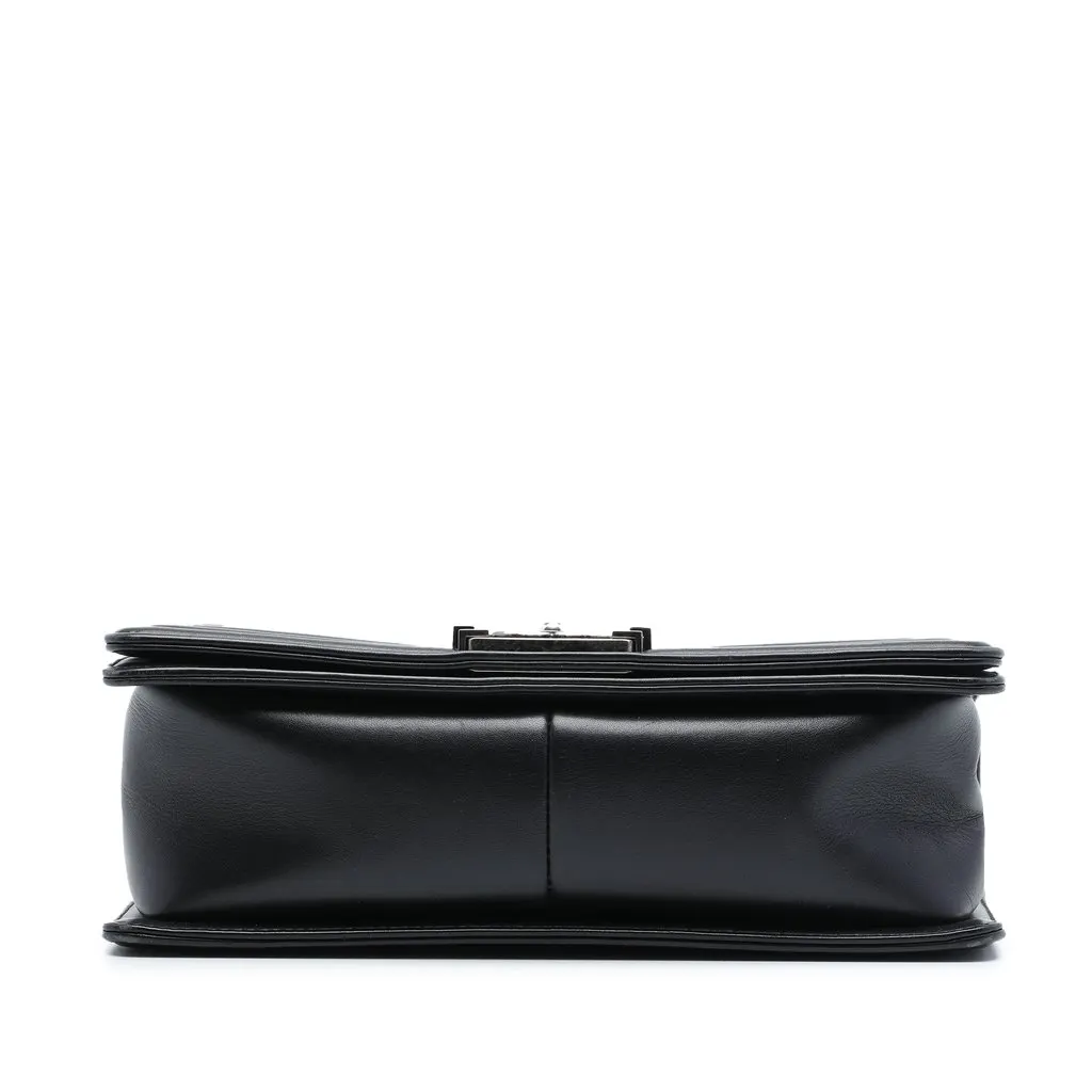 Chanel Old Medium Quilted Lambskin Boy Flap Black Leather Very good - Inside View