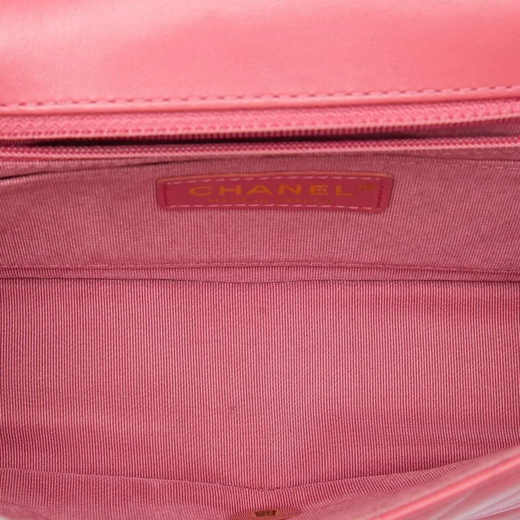 Chanel Mini Chevron Calfskin Statement Flap Pink Leather Very good - Model View