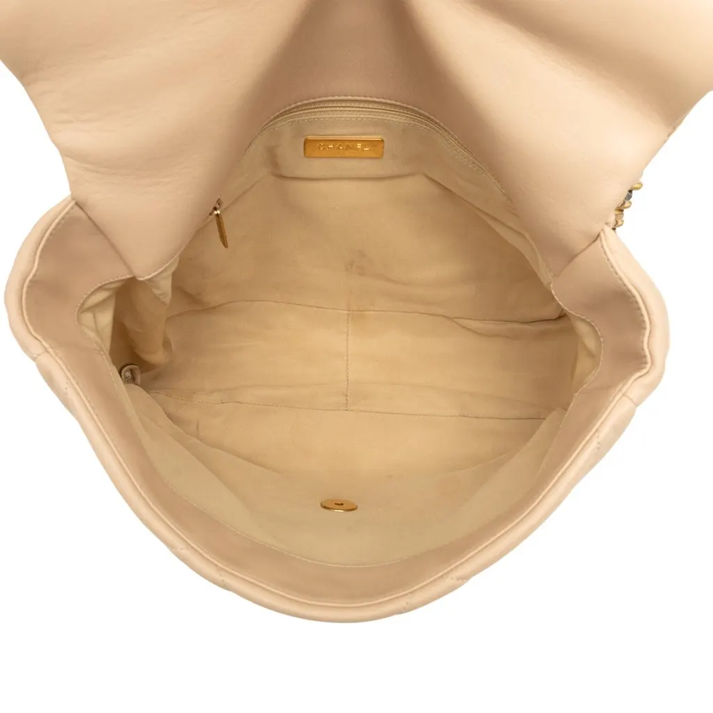 Chanel Maxi Lambskin 19 Flap Beige Leather Very good - Model View