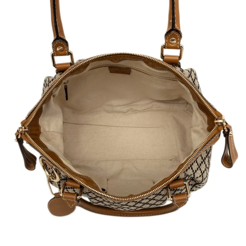 Gucci Diamante Canvas Sukey Satchel Beige Canvas Good - Model View