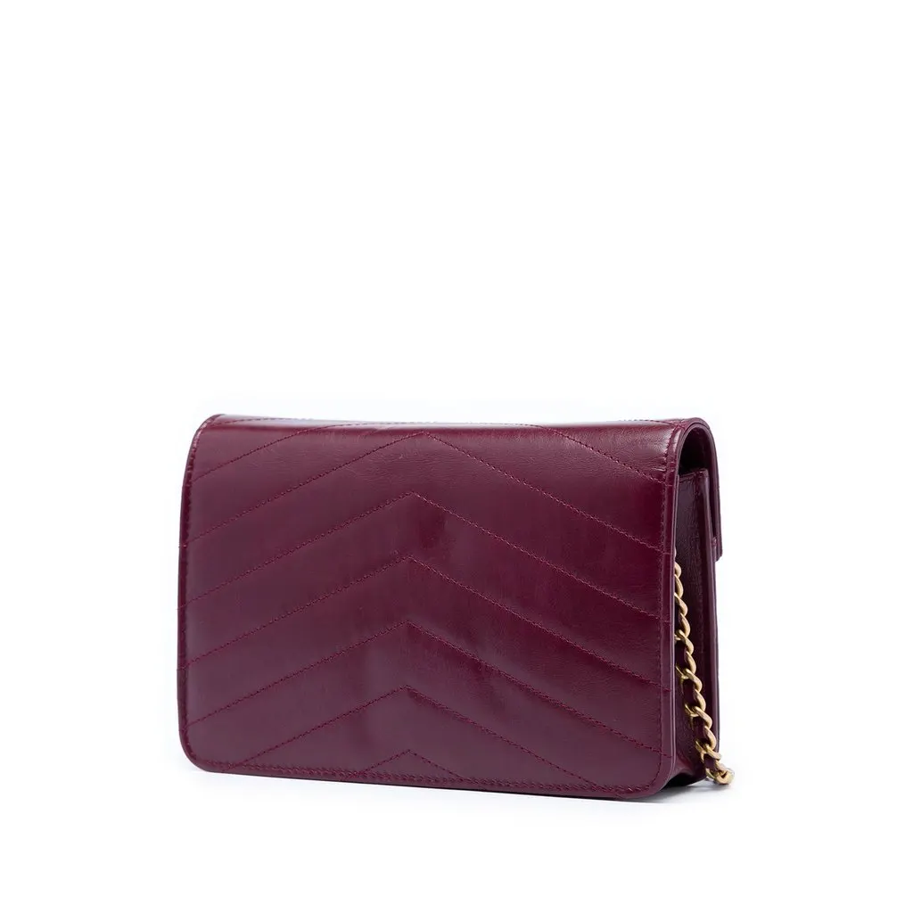 Chanel Chevron Calfskin Medal Wallet On Chain Red Leather Very good - Back View