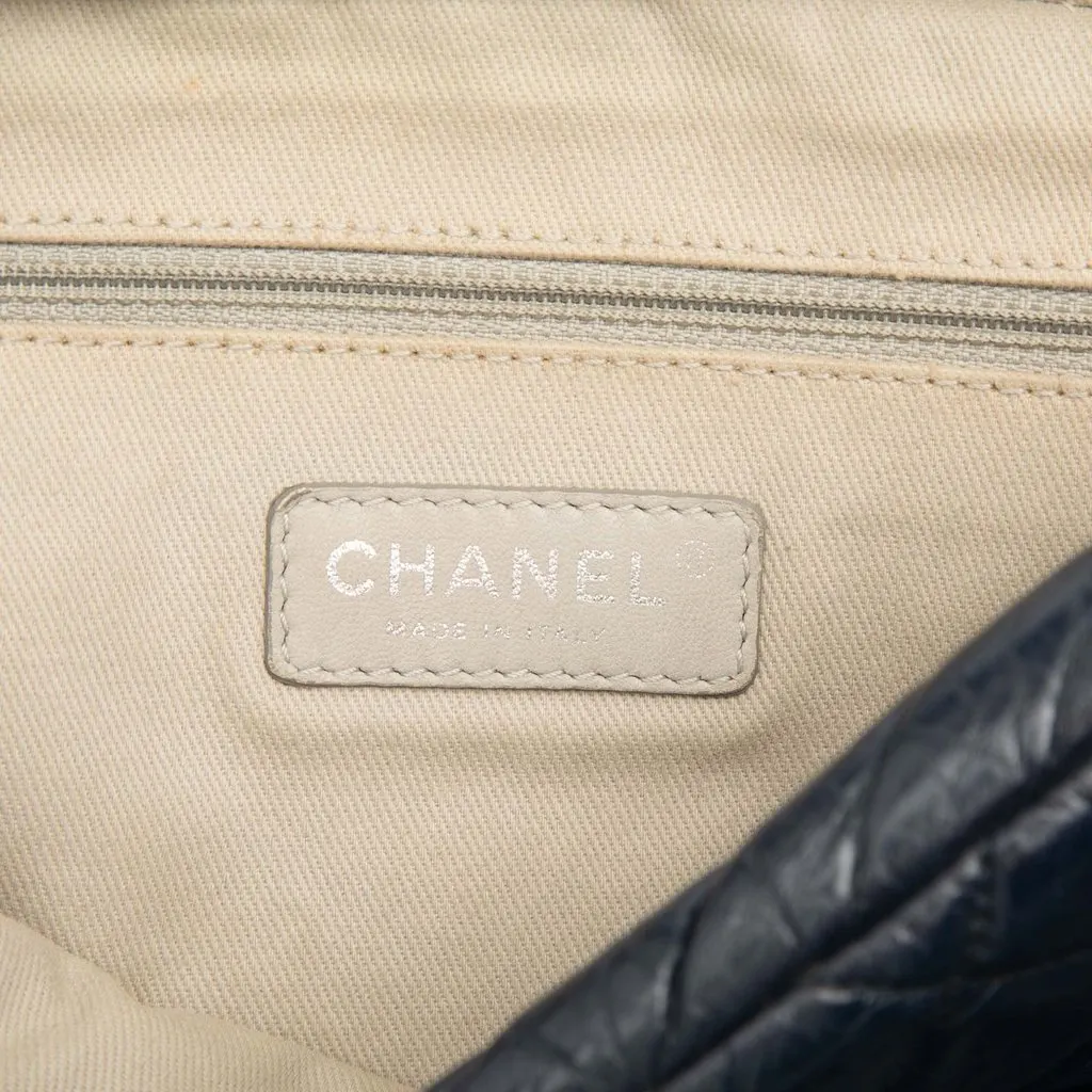 Chanel Quilted Calfskin Easy Zip Flap Blue Leather Very good - Box View