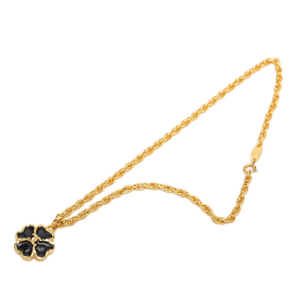 Chanel CC Gold Plated And Resin Clover Pendant Necklace Gold Brass Very good - Front View