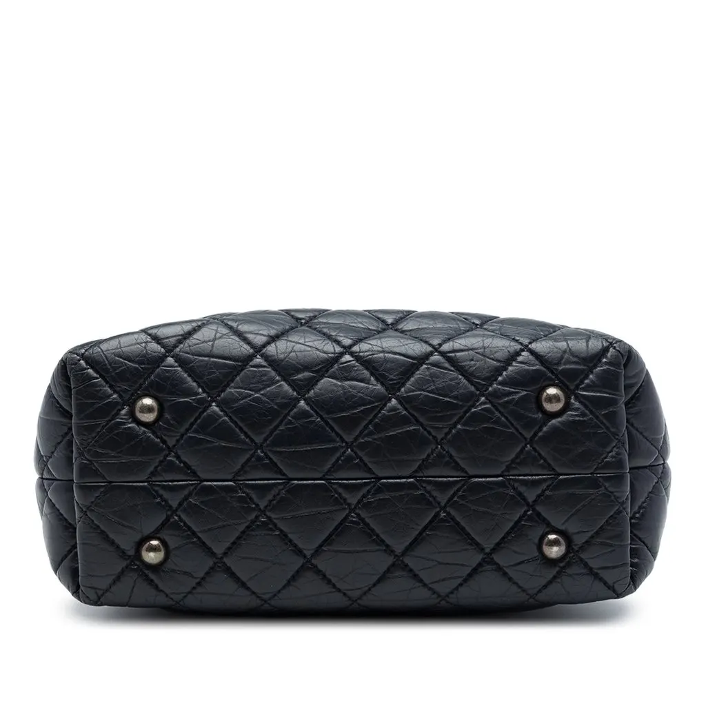 Chanel Quilted Aged Calfskin Reissue 2.55 Tote Blue Leather Very good - Inside View