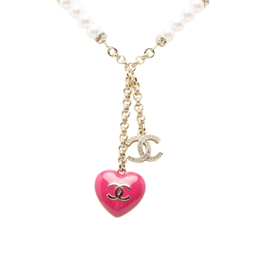 Chanel CC Gold Plated Strass Faux Pearl Enamel Heart Pendant Necklace Gold Metal Very good - Front View