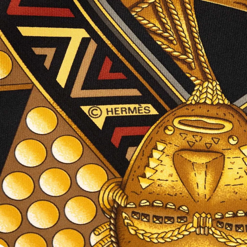Hermès L Or des Chefs Silk Scarf 90 Black Very good - Box View