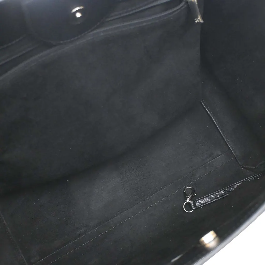 Chanel Small Studded Caviar Deauville Tote Black Leather Very good - Model View
