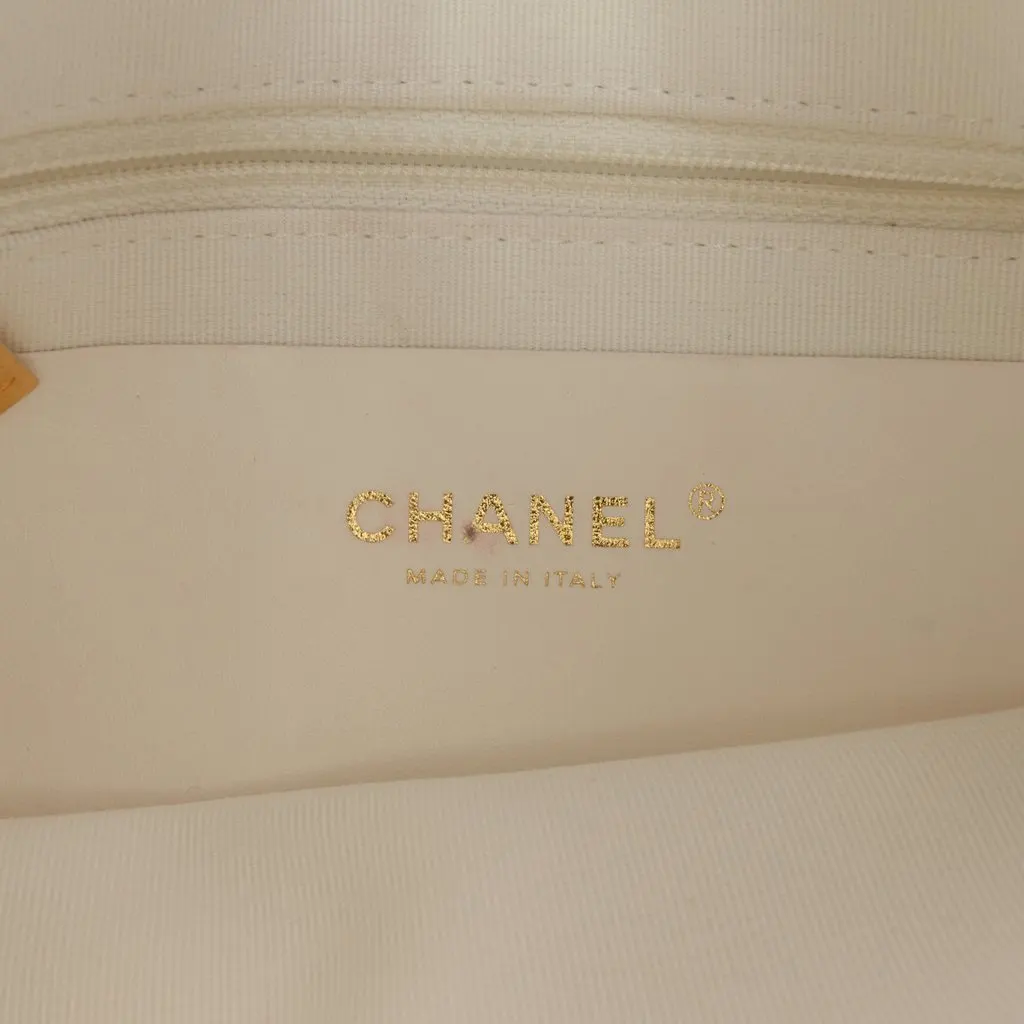 Chanel Large Shiny Crumpled Quilted Lambskin Trendy Chain Around Hobo White Leather Very good - Box View
