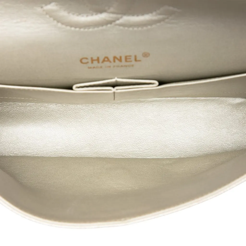 Chanel Medium Classic Iridescent Calfskin Double Flap Gold Leather Very good - Model View