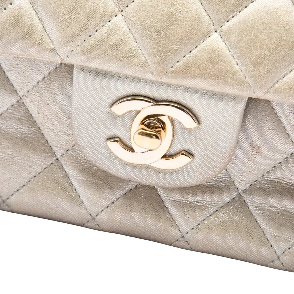 Chanel Medium Classic Iridescent Calfskin Double Flap Gold Leather Very good - Box View