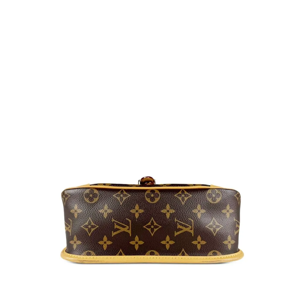 Louis Vuitton Monogram Shearling Diane Brown Canvas Very good - Inside View