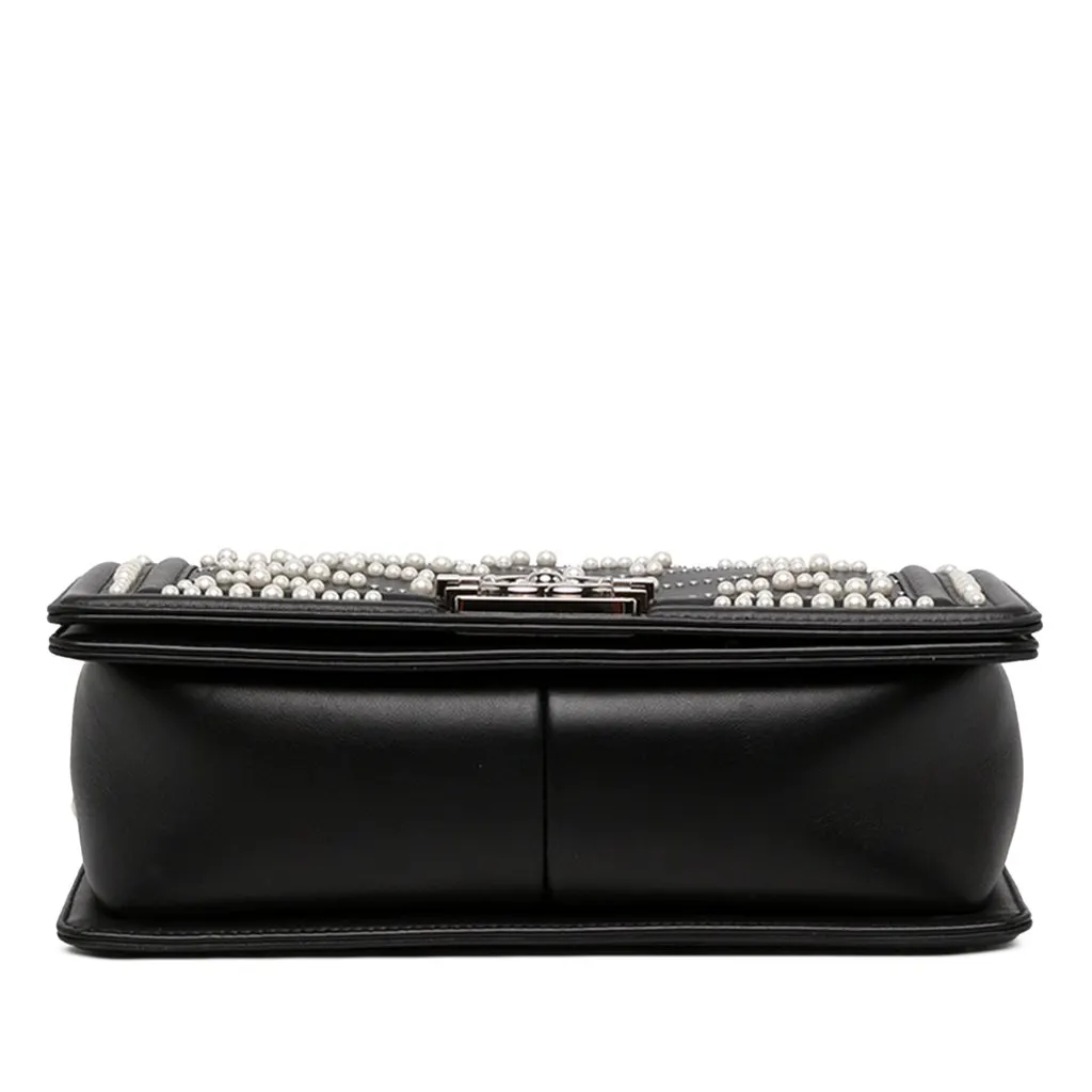 Chanel Old Medium Chevron Calfskin Pearl Boy Flap Black Leather Very good - Inside View