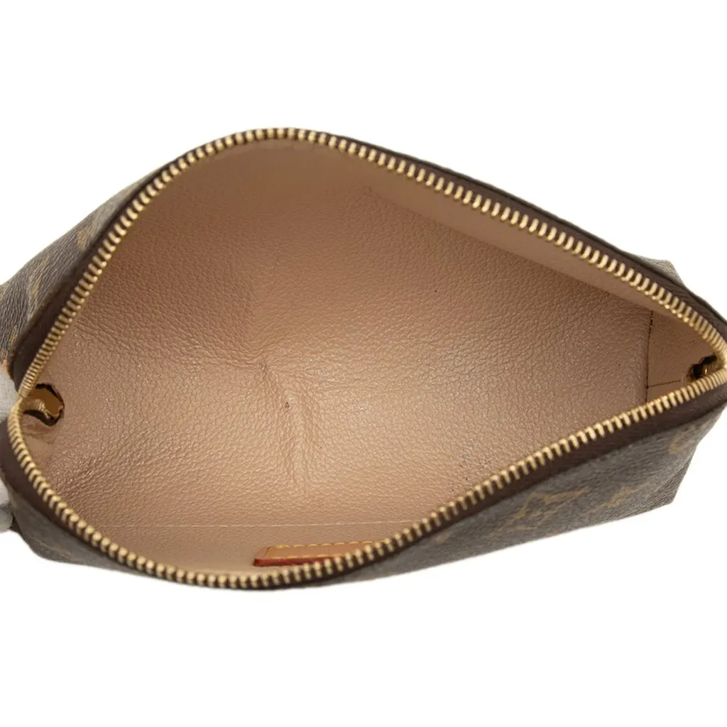 Louis Vuitton Monogram Cosmetic Pouch PM Brown Canvas Very good - Model View